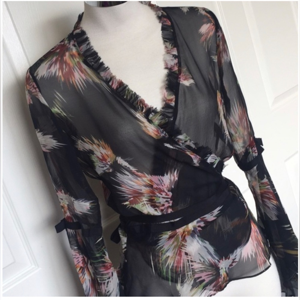 DVF 100% Silk Sheer Black and Floral Wrap Top Sz 4